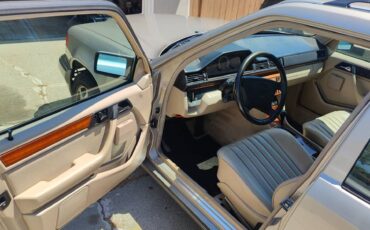 Mercedes-benz-e320-wagon-1995-brown-3