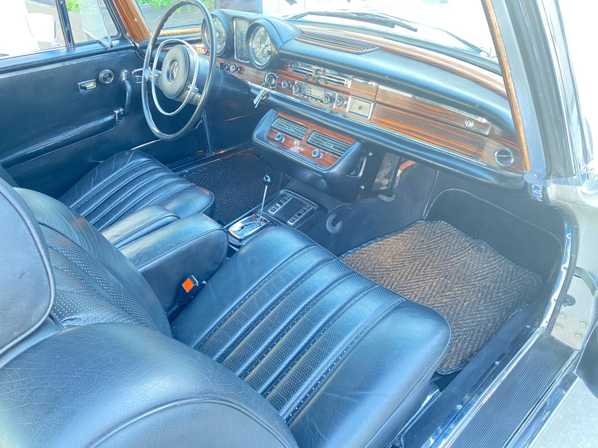 Mercedes-benz-s-class-1970-1