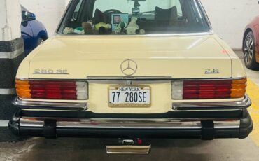 Mercedes-benz-s-class-1977-yellow-15