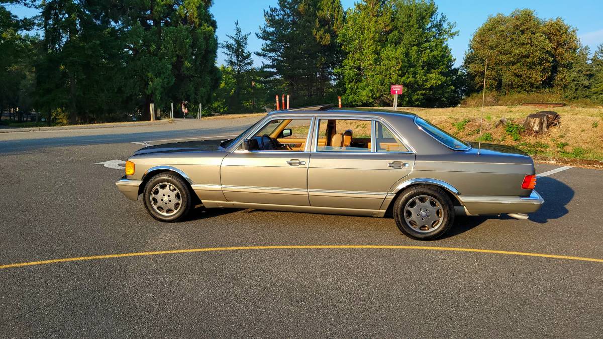 Mercedes-benz-s-class-1986-2