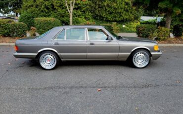 Mercedes-benz-s-class-1986-7