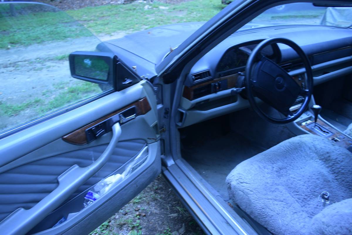 Mercedes-benz-s-class-sec560-1990-grey-8