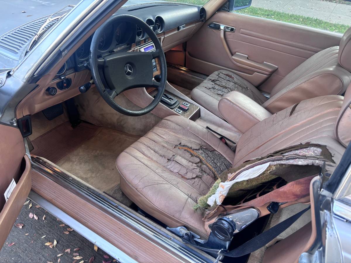 Mercedes-benz-sl-1980-3