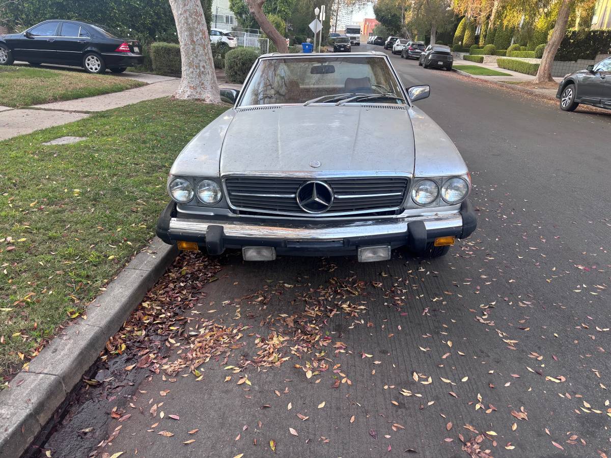 Mercedes-benz-sl-1980-8