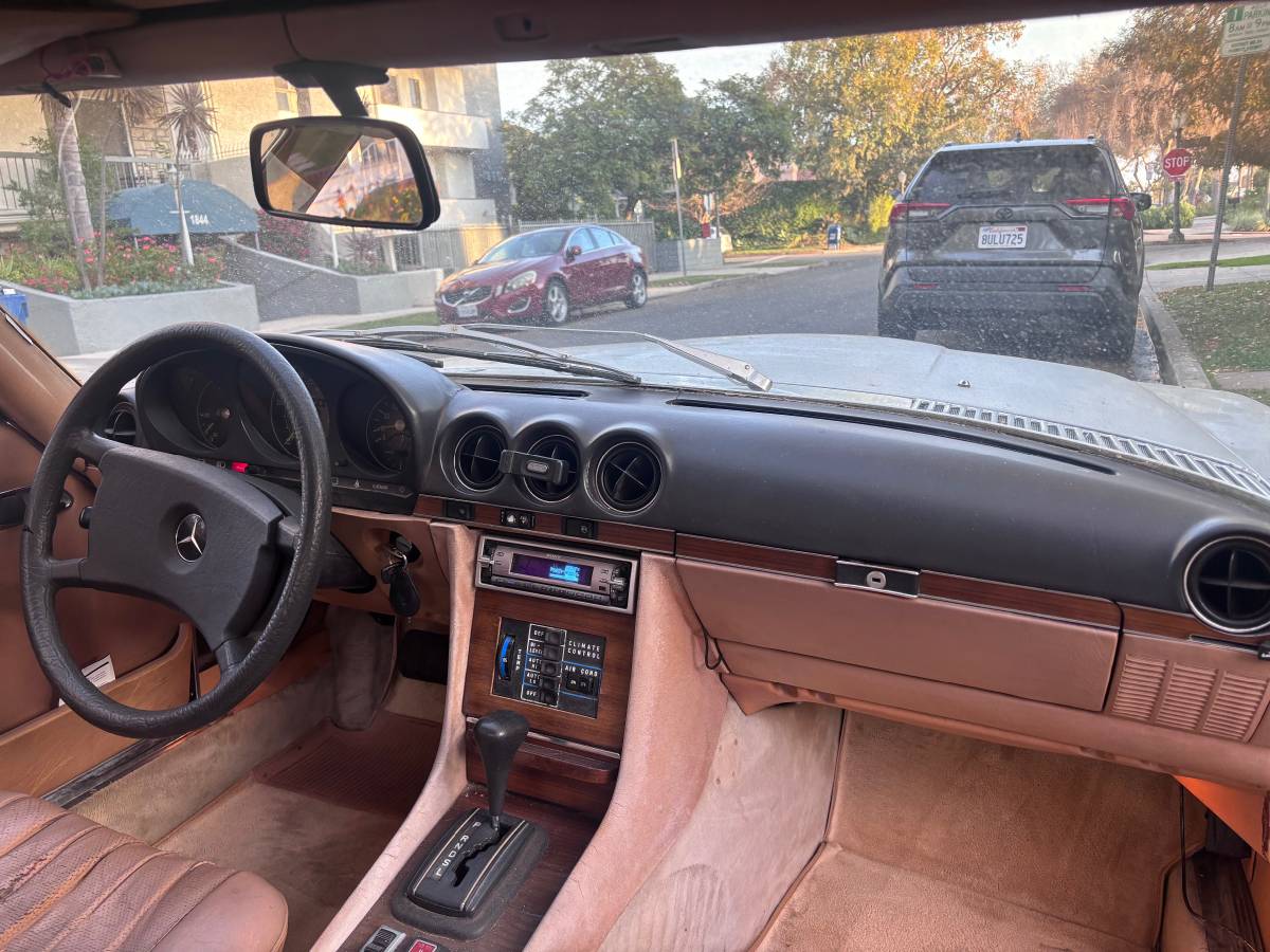 Mercedes-benz-sl-1980-9