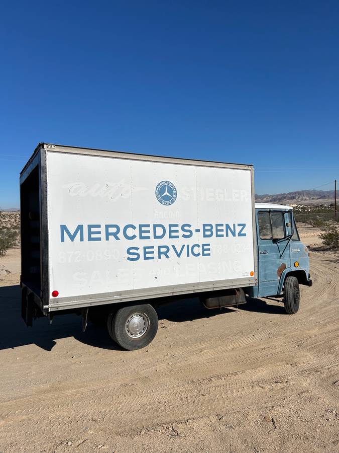 Mercedes-benz-sprinter-diesel-1972-9