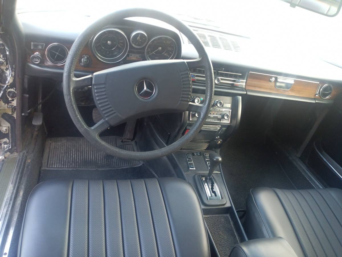 Mercedes-c280-1975-2