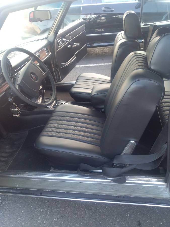 Mercedes-c280-1975-4