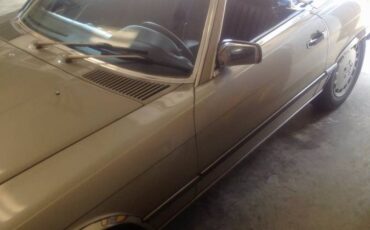 Mercedes-convertible-500sl-1986-silver-1