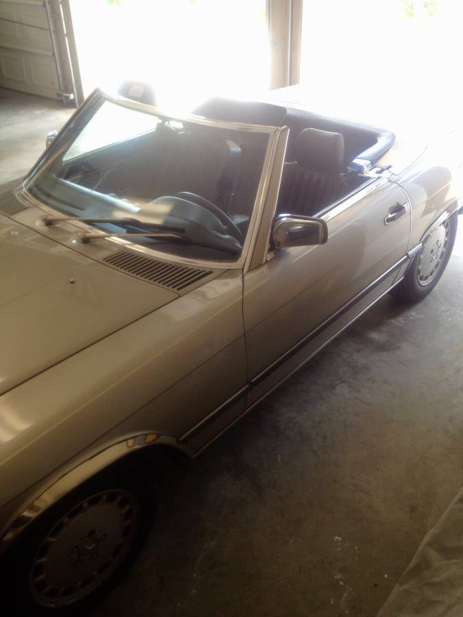 Mercedes-convertible-500sl-1986-silver-1