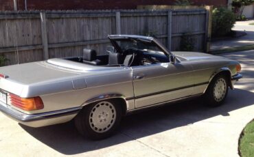 Mercedes-convertible-500sl-1986-silver