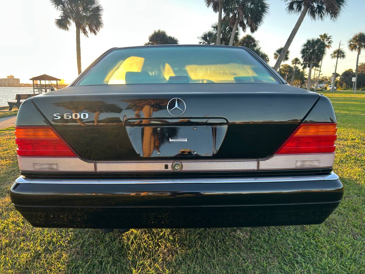 Mercedes-s600-sedan-1995-10