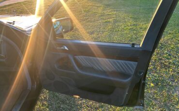 Mercedes-s600-sedan-1995-17