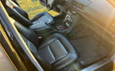 Mercedes-s600-sedan-1995-18