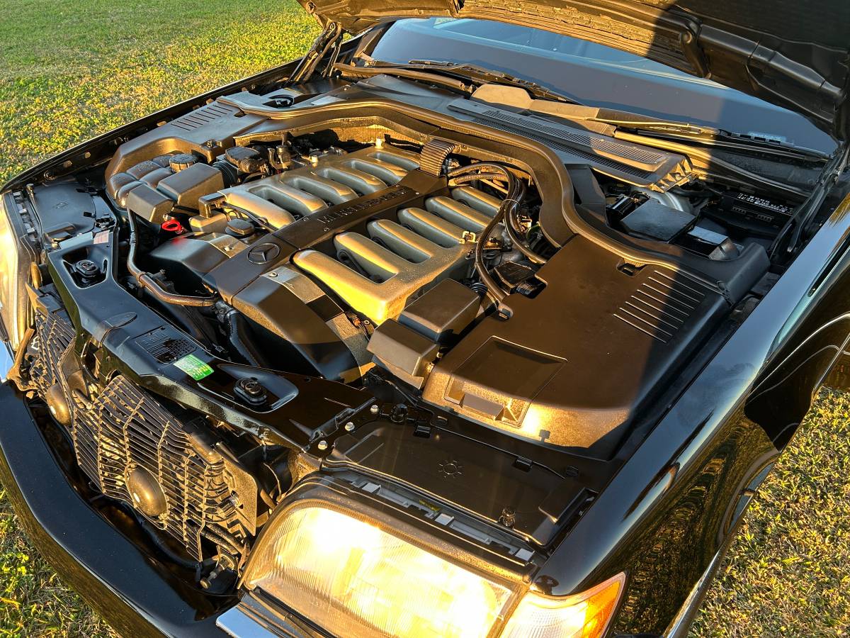Mercedes-s600-sedan-1995-22