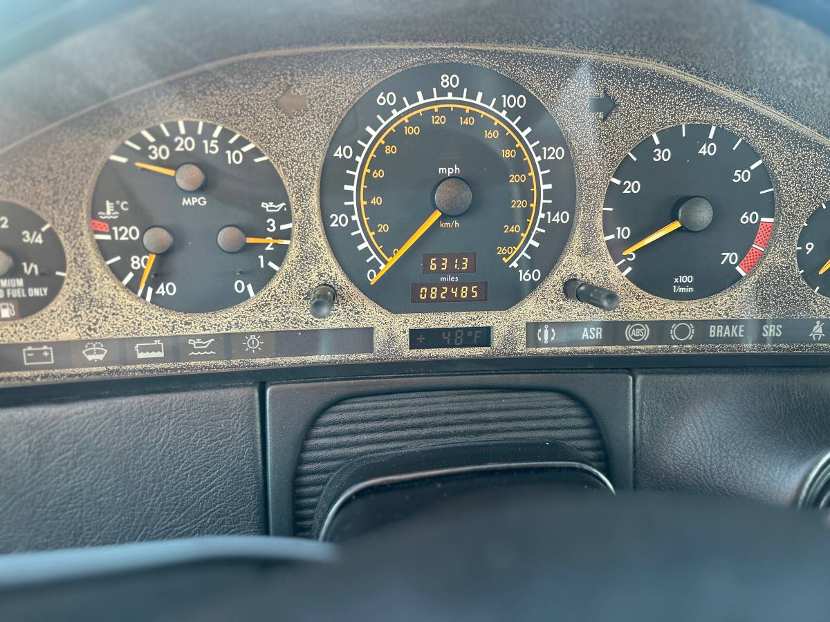 Mercedes-s600-sedan-1995-4