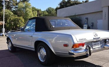 Mercedesbenz-280-sl-1970-silver-39