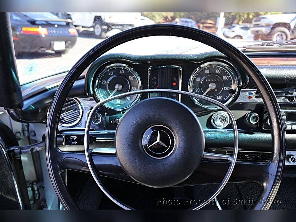 Mercedesbenz-280-sl-1970-silver-9