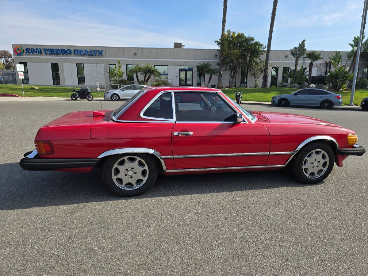 Mercedez-benz-560sl-amg-1987-red-2