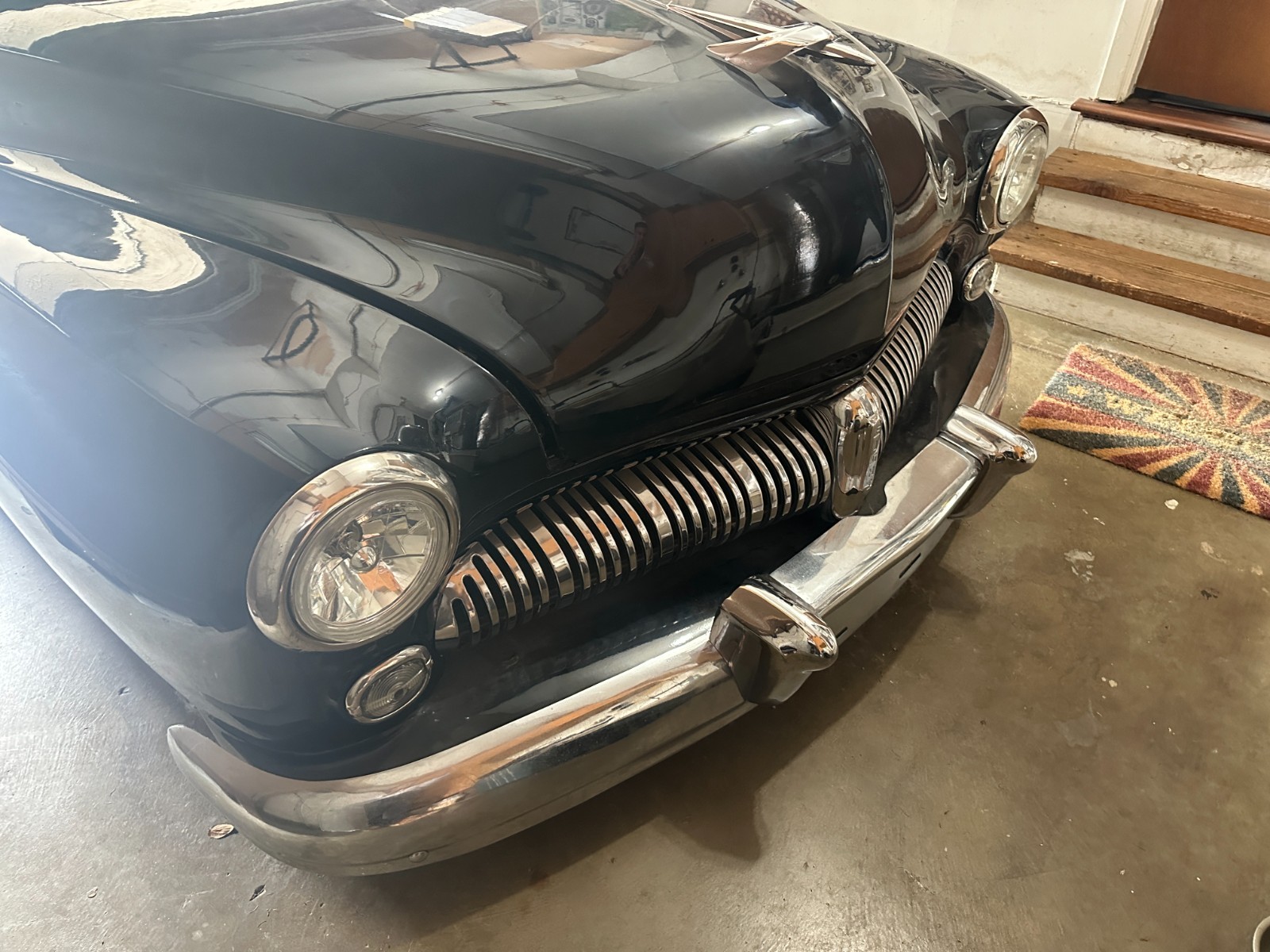 Mercury-8-1949-Sedan-1