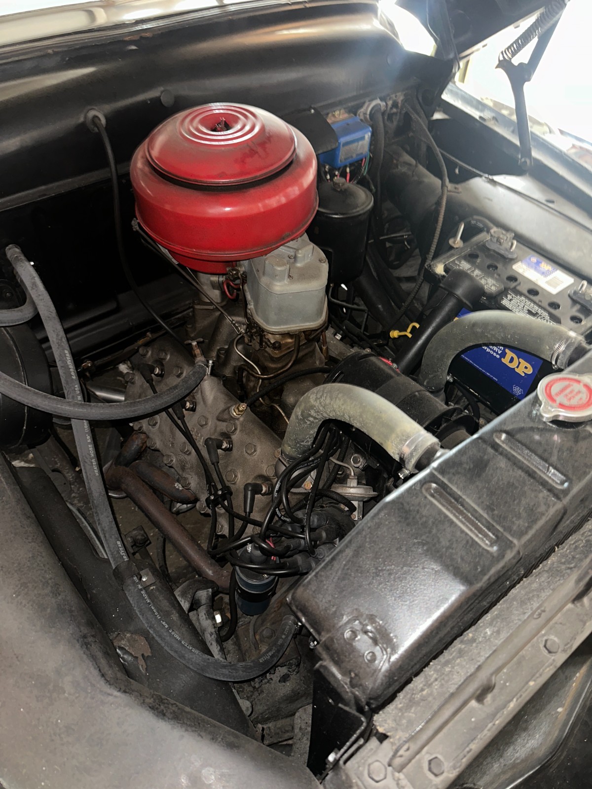 Mercury-8-1949-Sedan-15