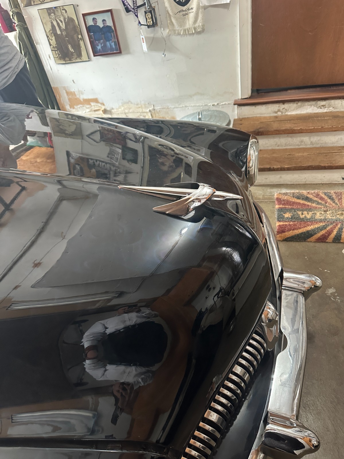 Mercury-8-1949-Sedan-2