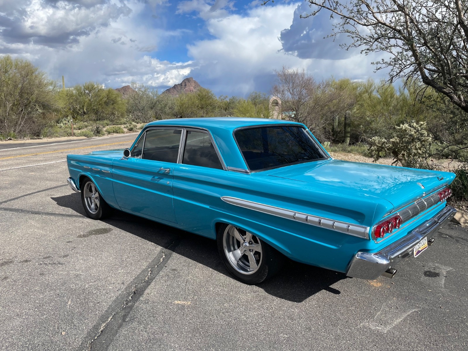Mercury-Comet-1964-Sedan-3
