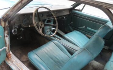 Mercury-Cougar-1967-2-Door-Sedan-17