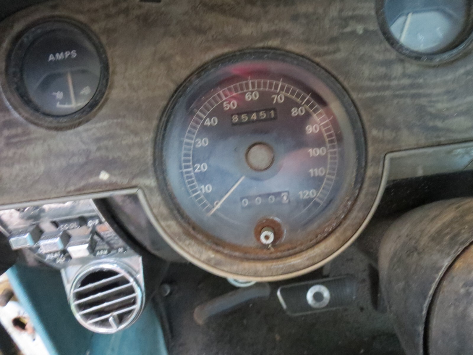 Mercury-Cougar-1967-2-Door-Sedan-19