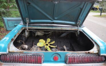 Mercury-Cougar-1967-2-Door-Sedan-22