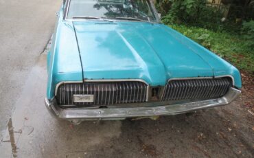 Mercury-Cougar-1967-2-Door-Sedan-3