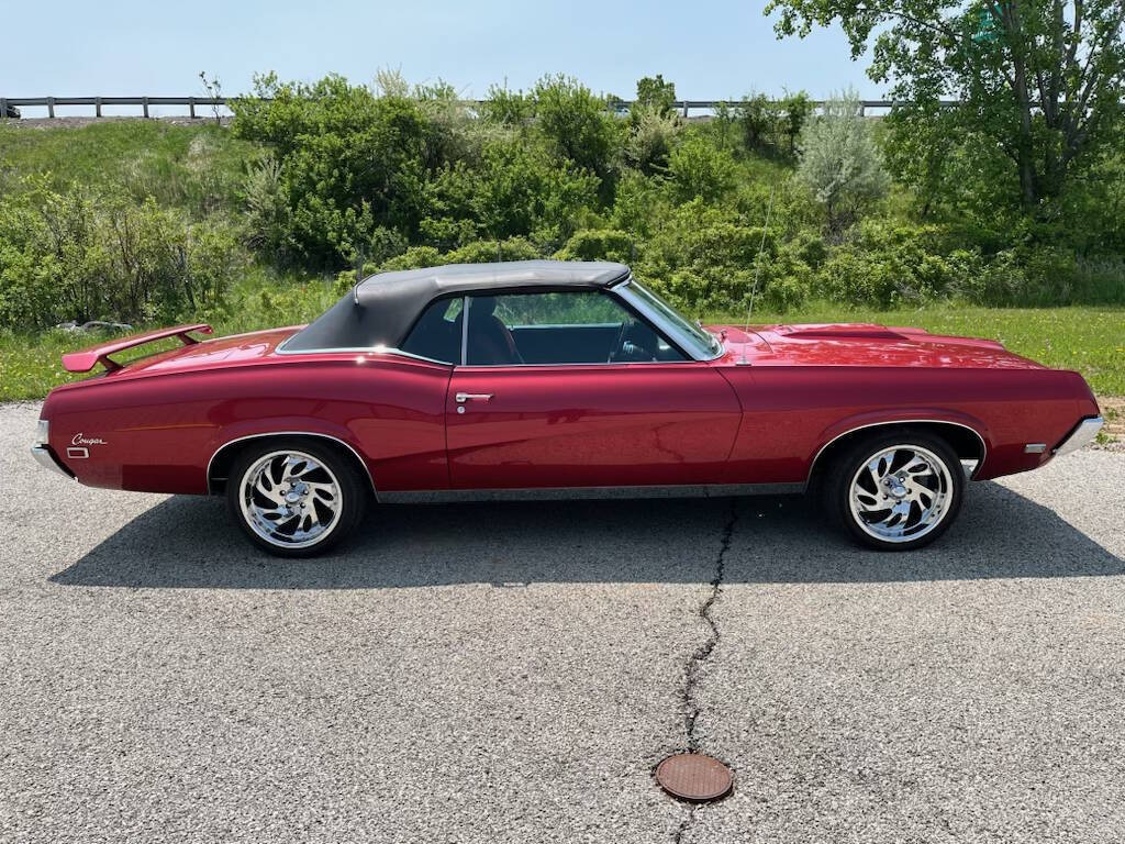Mercury-Cougar-1969-Convertible-3