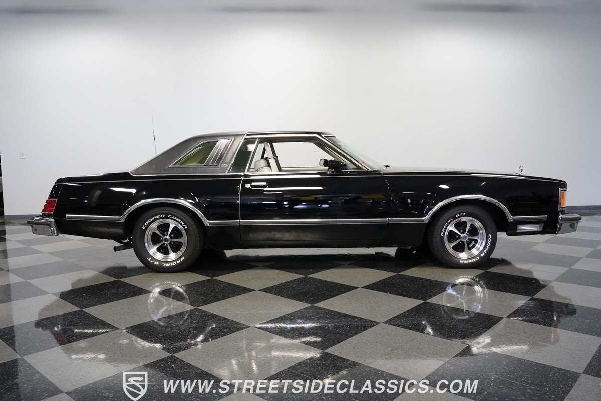 Mercury-Cougar-1979-Coupe-14