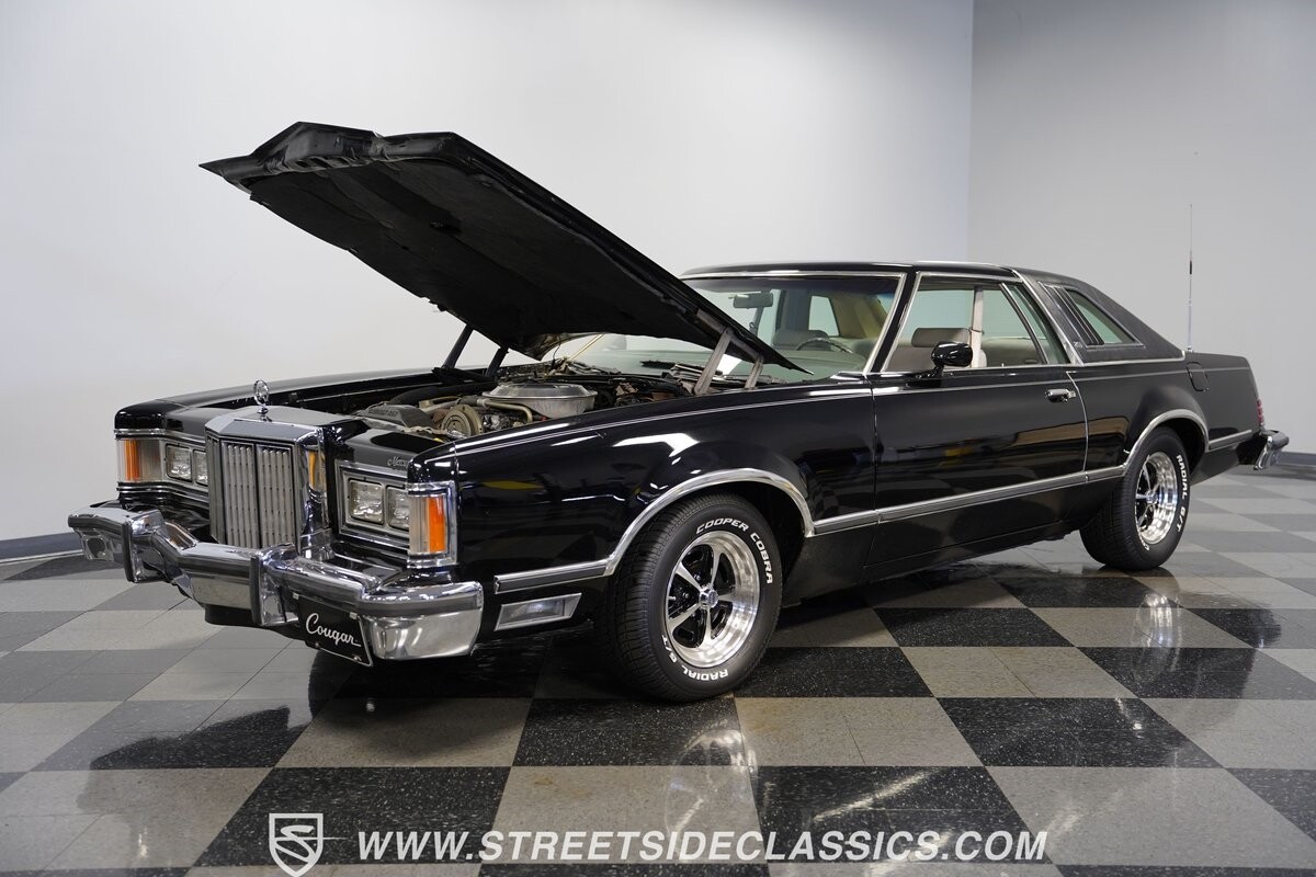Mercury-Cougar-1979-Coupe-31