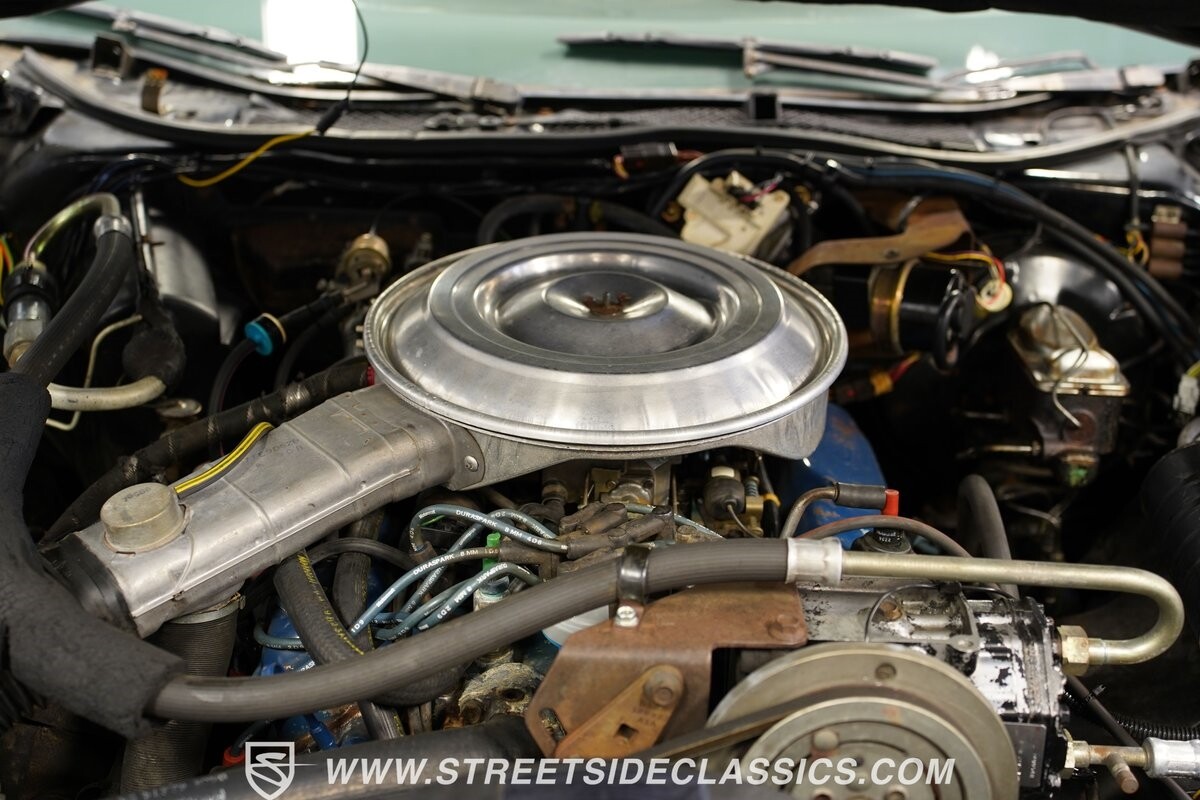 Mercury-Cougar-1979-Coupe-34