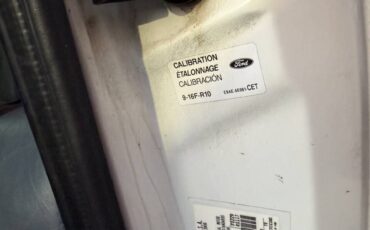 Mercury-Cougar-1990-Coupe-17