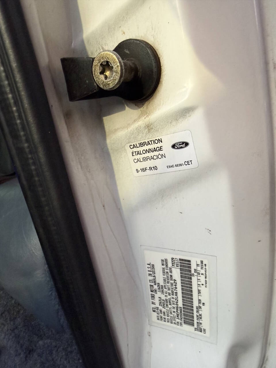 Mercury-Cougar-1990-Coupe-17