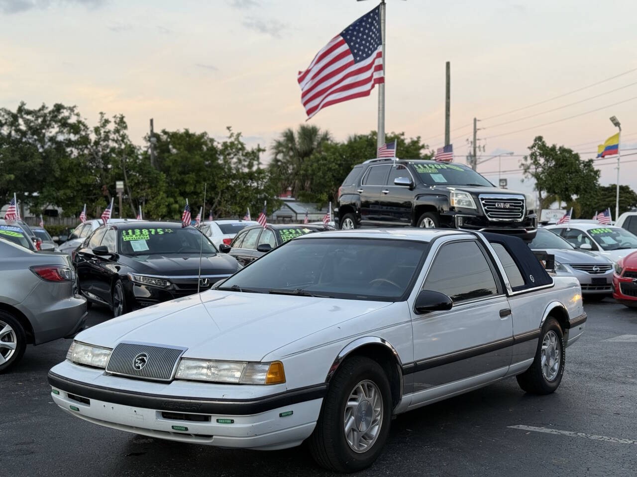 Mercury-Cougar-1990-Coupe-27
