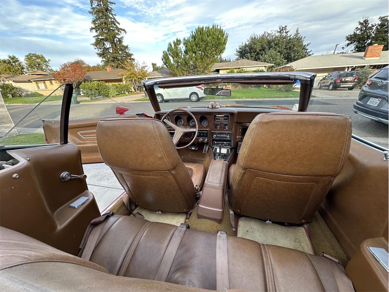 Mercury-Cougar-xr7-1971-Red-Beige-3