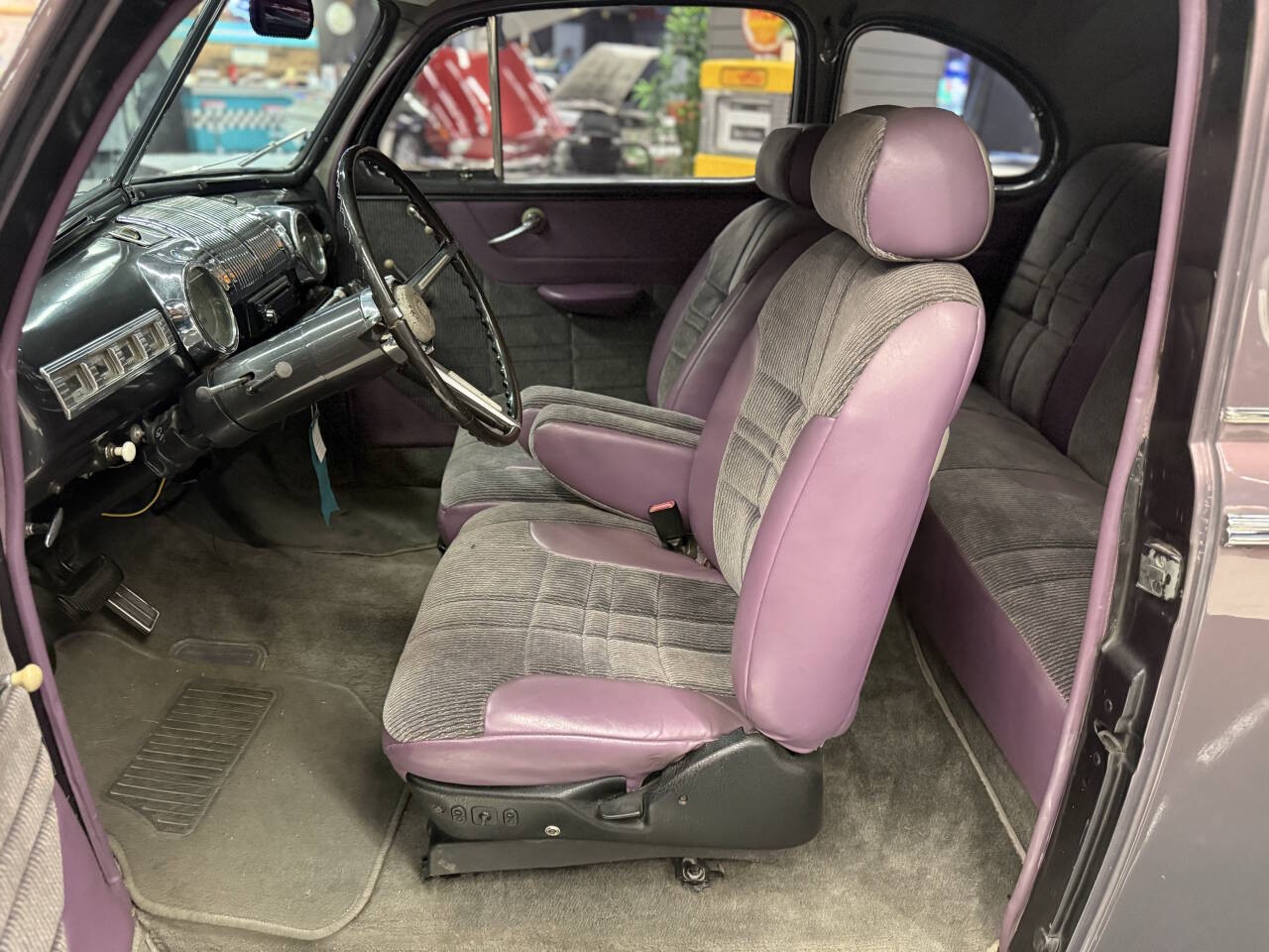 Mercury-Coupe-1947-Coupe-12