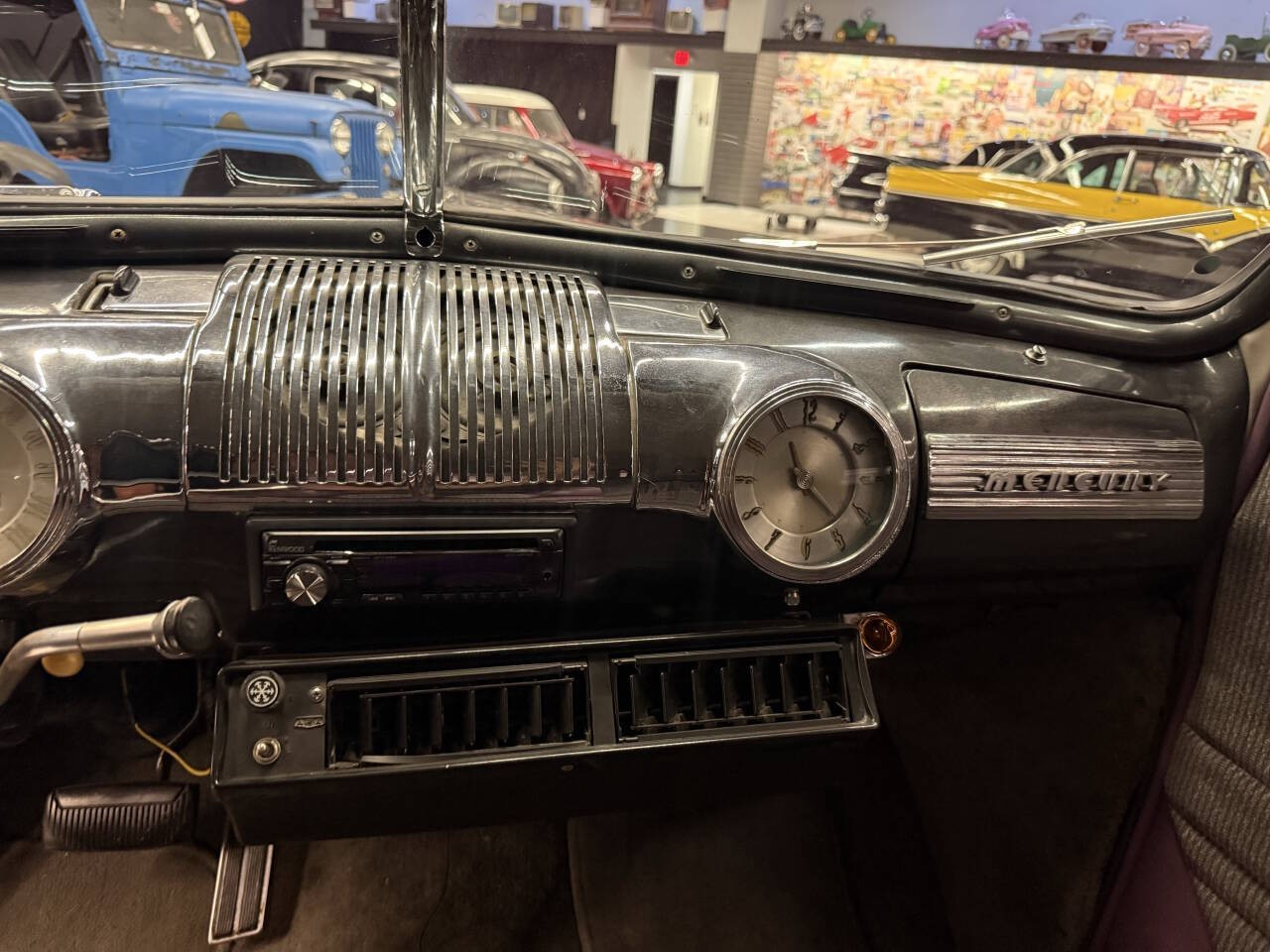 Mercury-Coupe-1947-Coupe-13