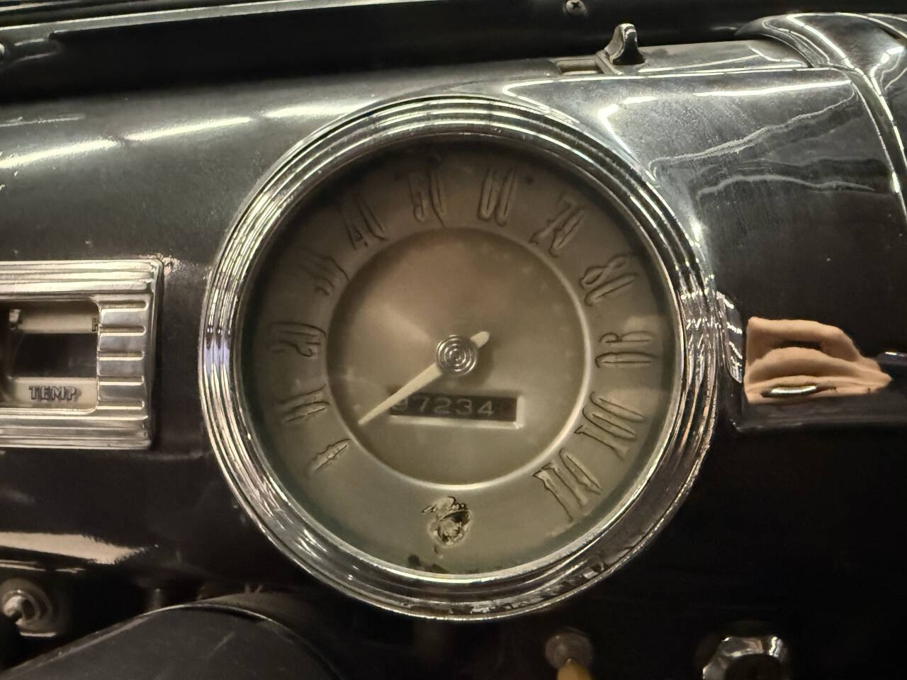 Mercury-Coupe-1947-Coupe-14