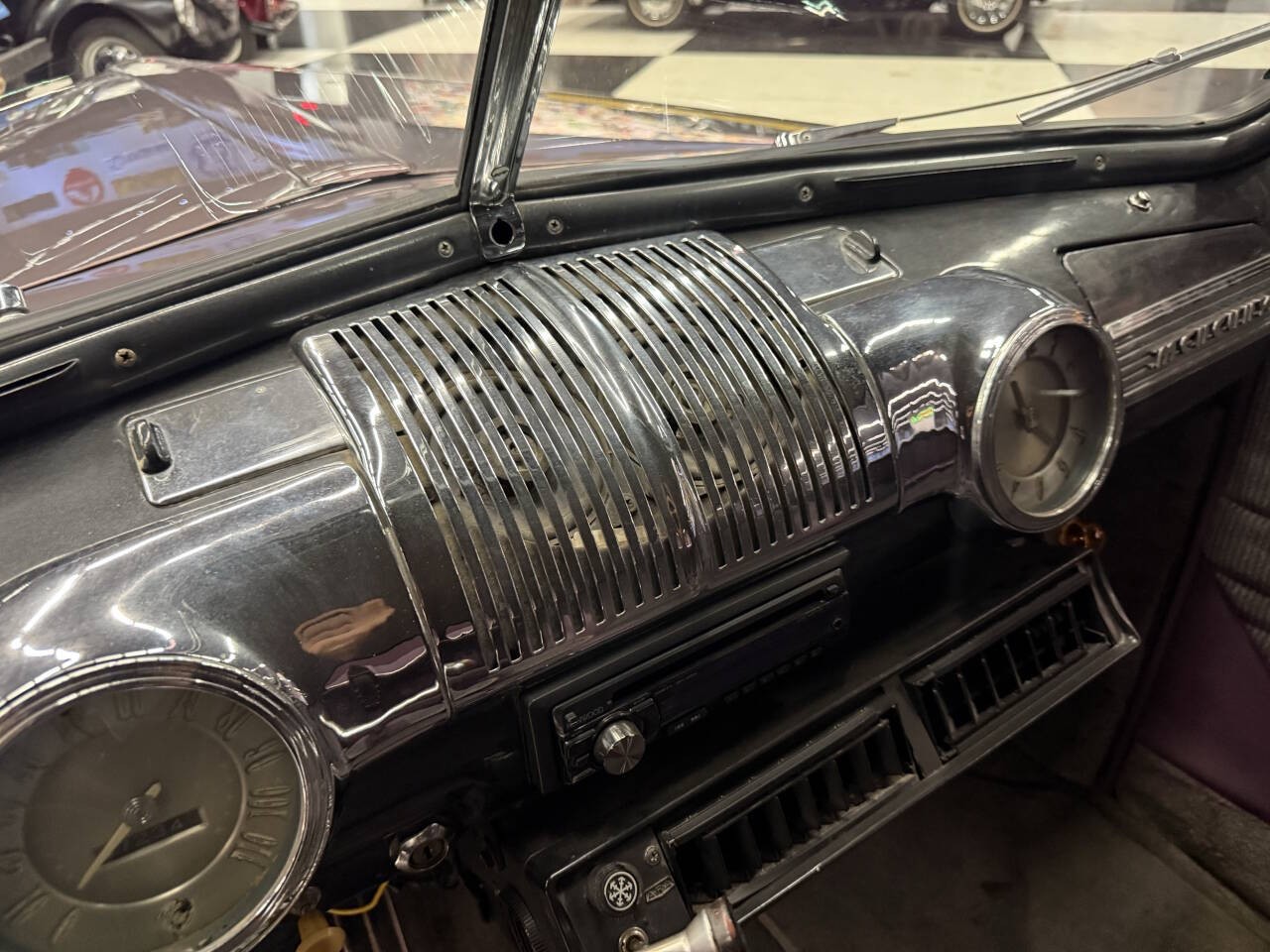 Mercury-Coupe-1947-Coupe-17