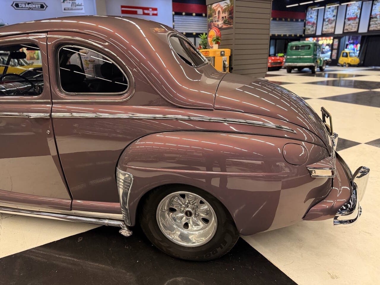 Mercury-Coupe-1947-Coupe-27