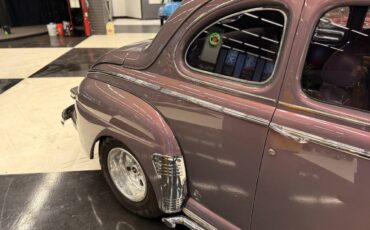 Mercury-Coupe-1947-Coupe-32