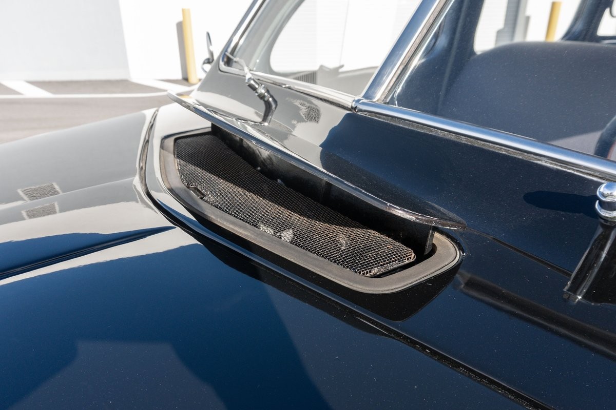 Mercury-Eight-1940-21