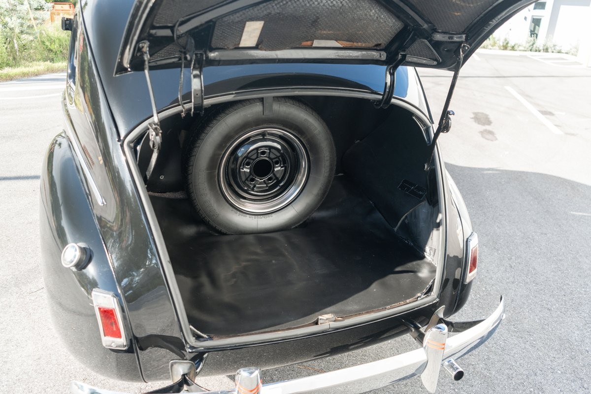 Mercury-Eight-1940-22