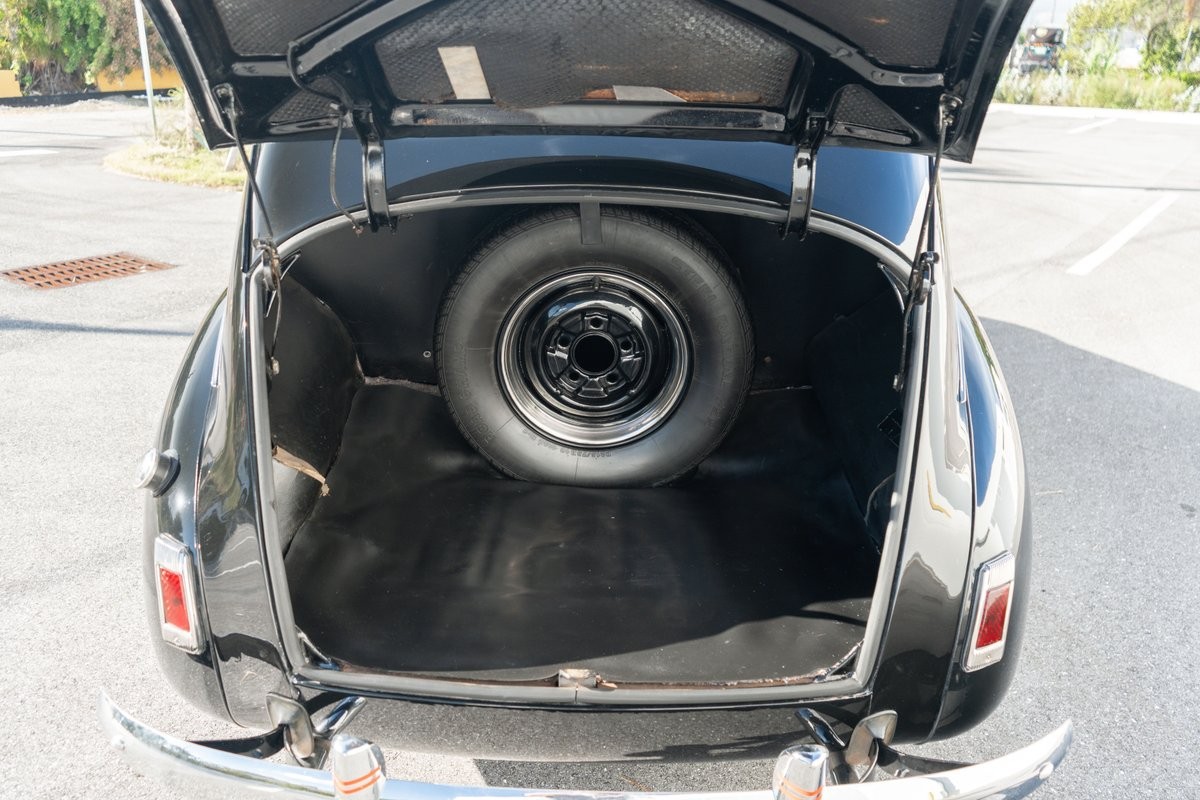 Mercury-Eight-1940-23