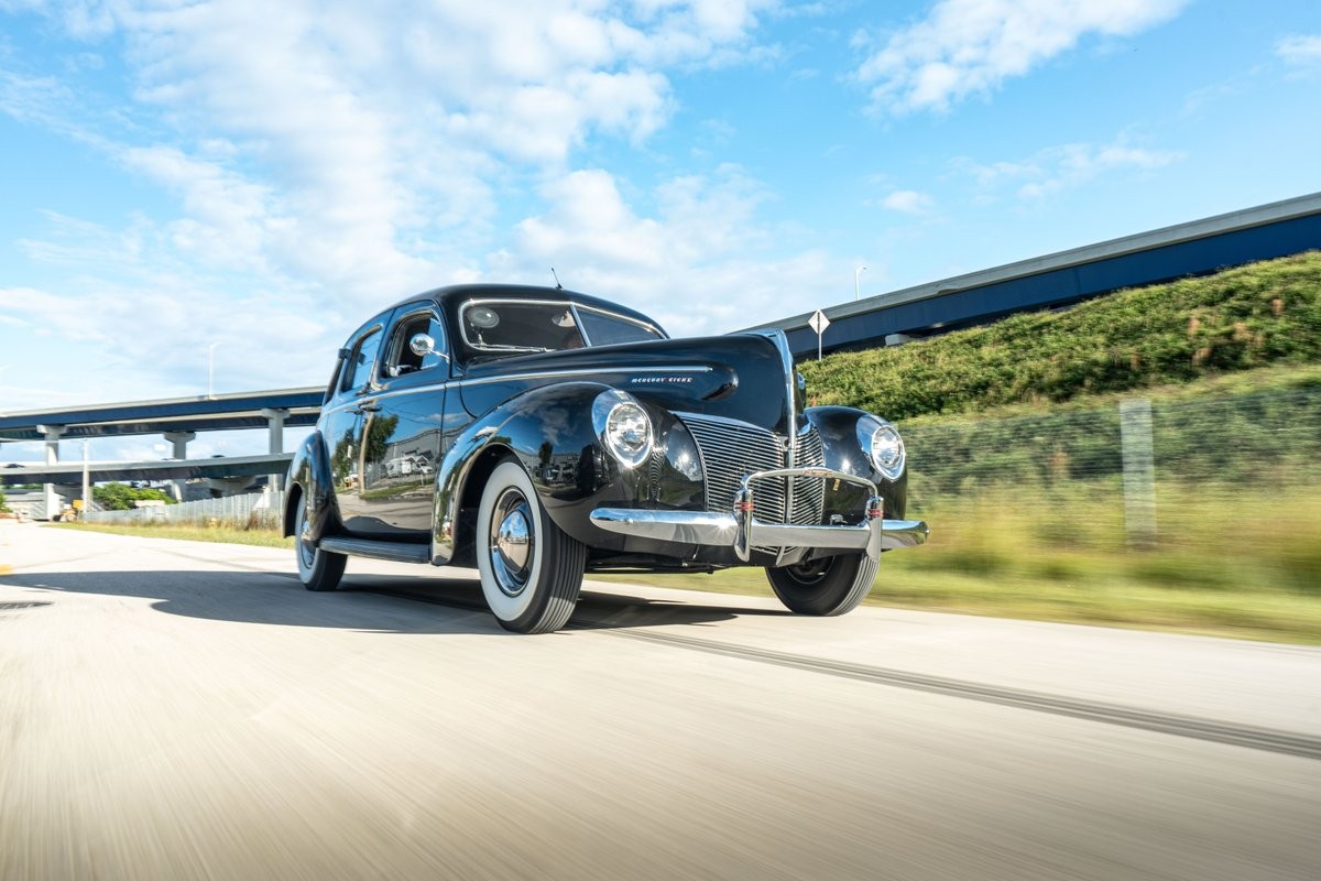 Mercury-Eight-1940-25