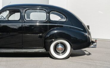 Mercury-Eight-1940-34